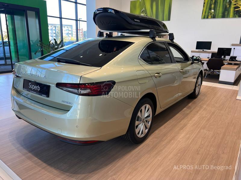 Škoda Superb 1.5 TSI  DSG