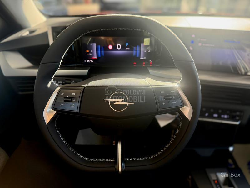 Opel Frontera GS HY 48V 1.2 136