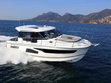 Jeanneau MERRY FISHER 1095