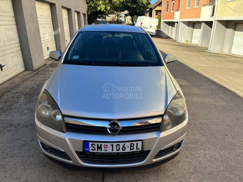 Opel Astra H 1.6b reg 77 Cosmo