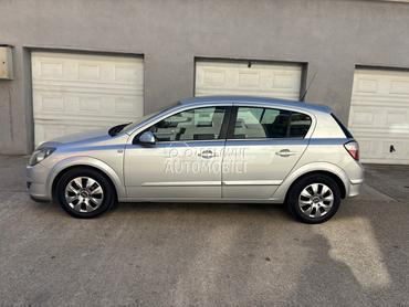 Opel Astra H 1.6b reg 77 Cosmo