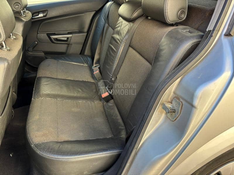 Opel Astra H 1.6b reg 77 Cosmo