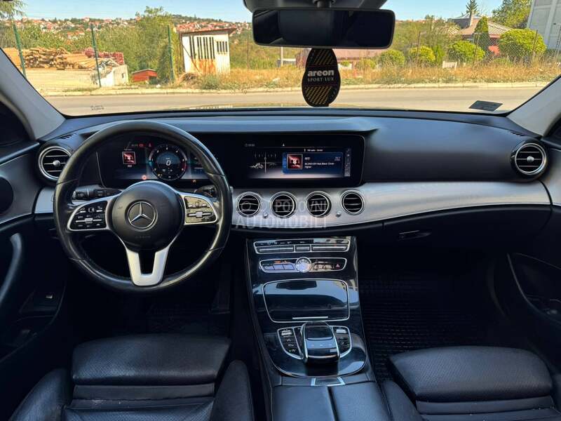 Mercedes Benz E 220 CDI 4matic