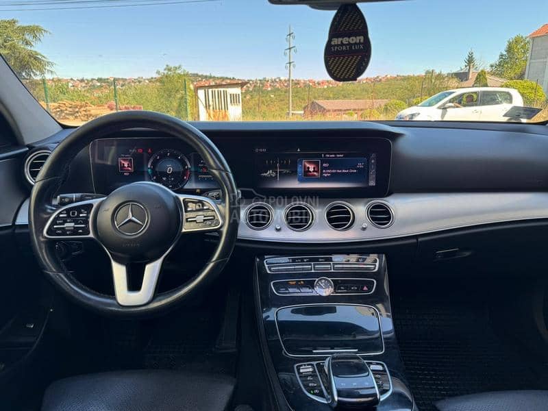 Mercedes Benz E 220 CDI 4matic