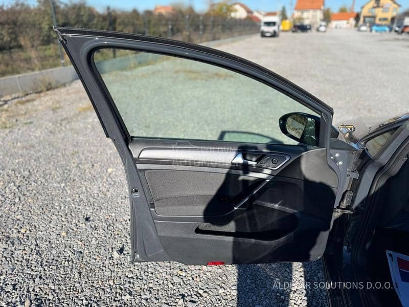 Volkswagen Golf 7 1.4 Tgi Bluemotion