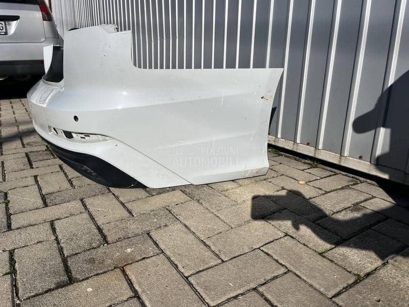 Zadnji branik a6 c8 4k5