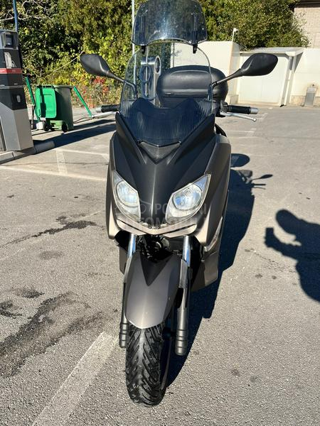 Yamaha x max