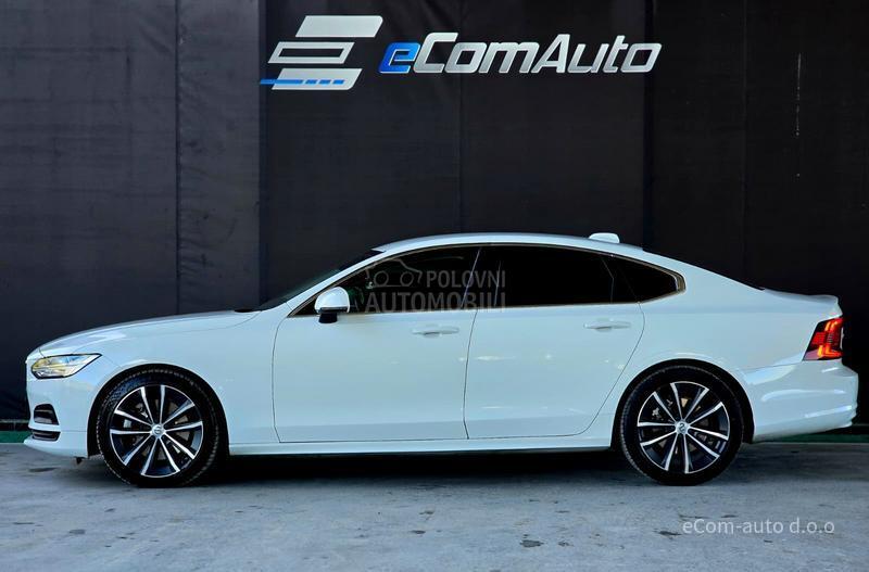 Volvo S90 B4 MOMENTUM A/T
