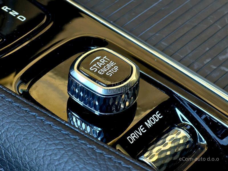 Volvo S90 B4 MOMENTUM A/T