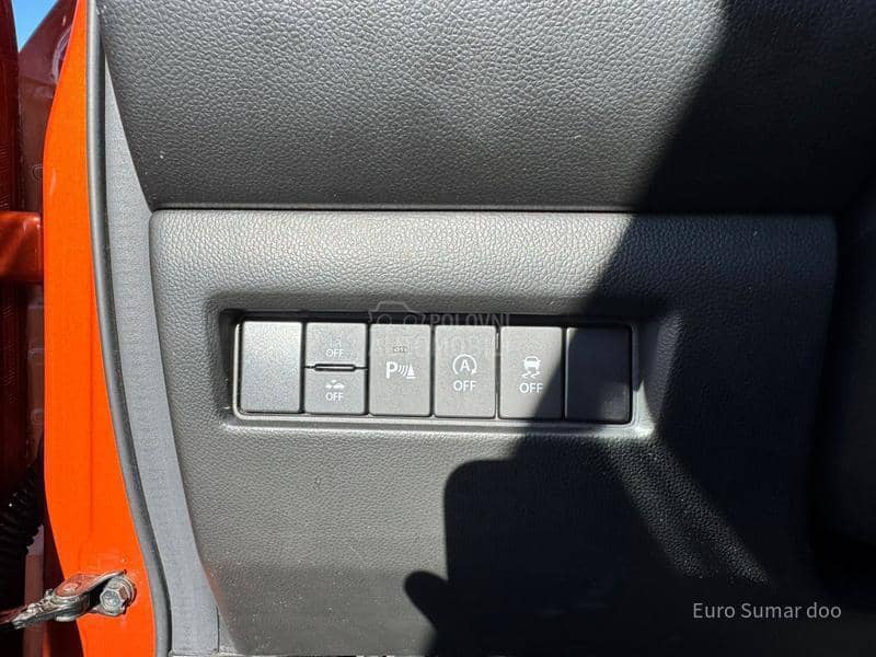 Suzuki Swift ELEGANCE 2WD CVT