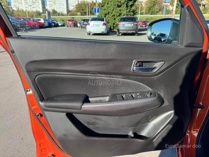 Suzuki Swift ELEGANCE 2WD CVT