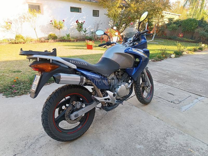 Honda Varadero 125 XL