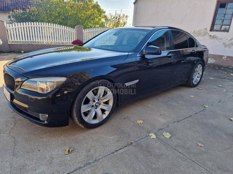 BMW 740 