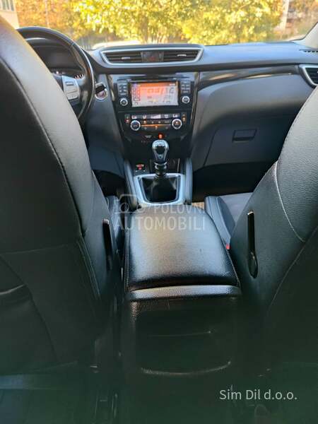 Nissan Qashqai 1.2