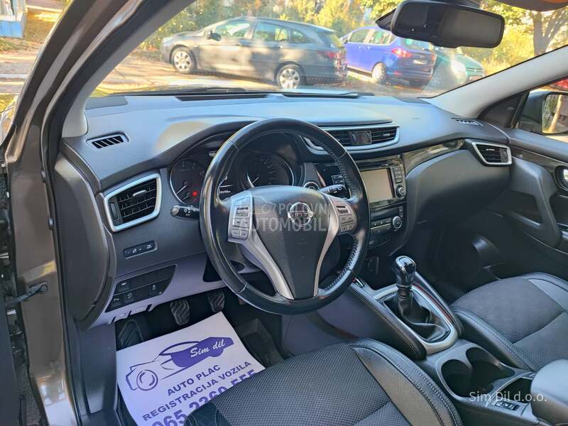 Nissan Qashqai 1.2