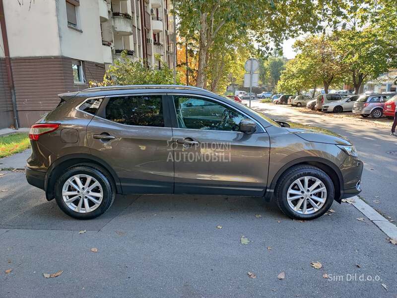 Nissan Qashqai 1.2