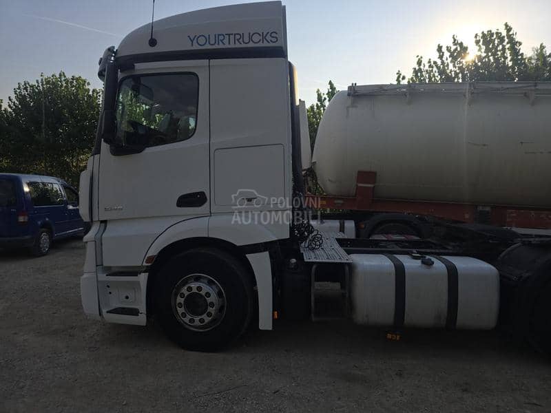Mercedes Benz ACTROS 1845
