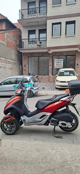 Piaggio MP3