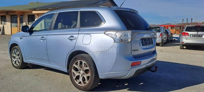 Mitsubishi Outlander 2.0 Plug in Hybrid