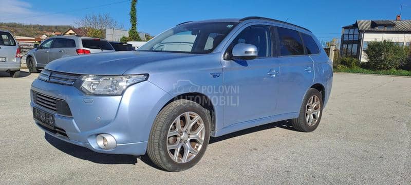 Mitsubishi Outlander 2.0 Plug in Hybrid