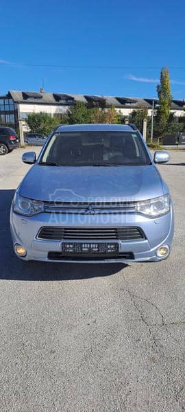 Mitsubishi Outlander 2.0 Plug in Hybrid