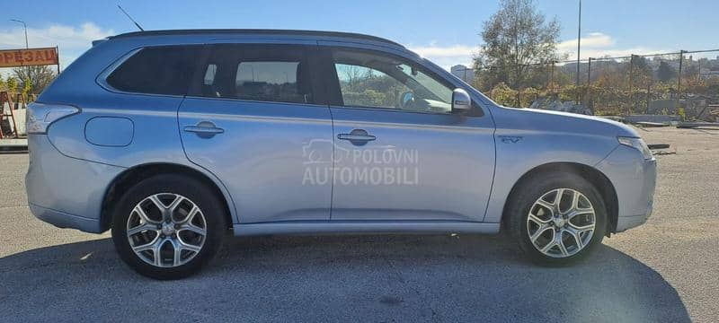 Mitsubishi Outlander 2.0 Plug in Hybrid