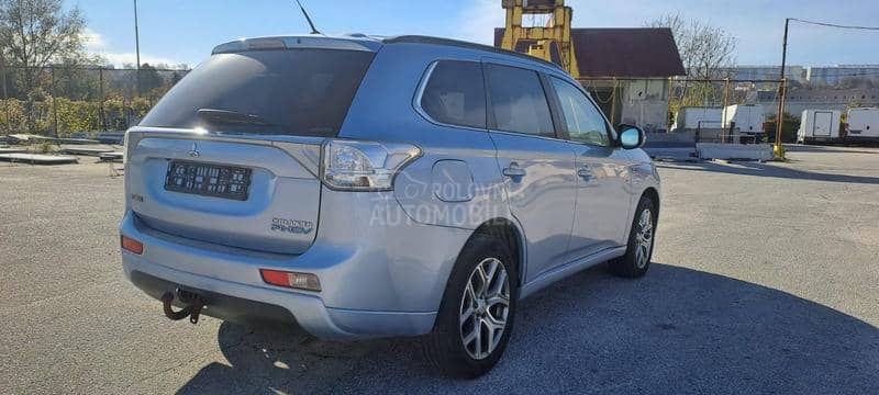 Mitsubishi Outlander 2.0 Plug in Hybrid