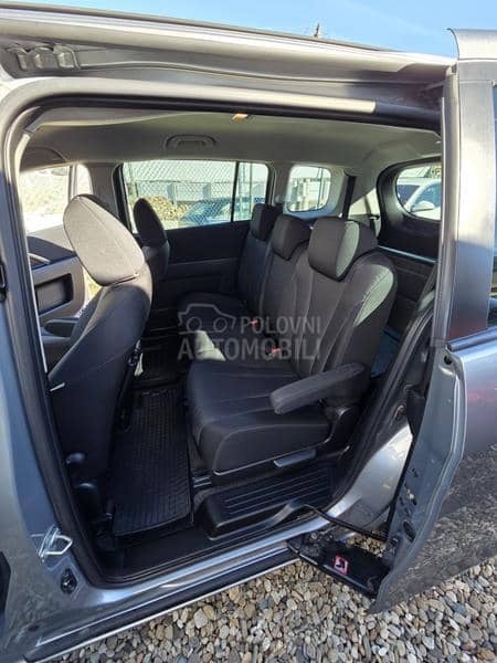 Mazda 5 1.6di CD 7 sedis