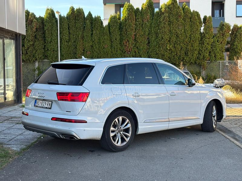 Audi Q7 Matrix