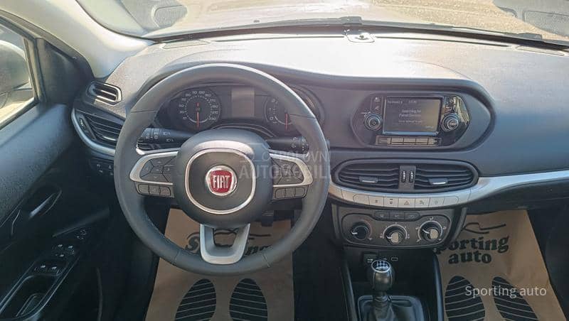 Fiat Tipo 1.4 16V STREET