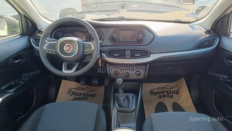 Fiat Tipo 1.4 16V STREET