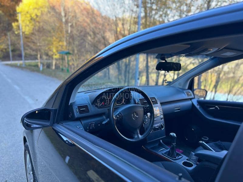 Mercedes Benz A 200 