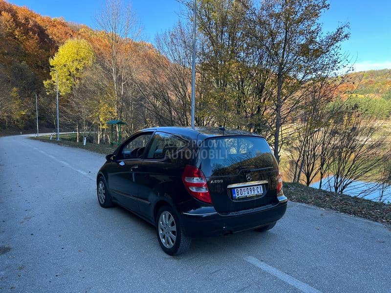 Mercedes Benz A 200 
