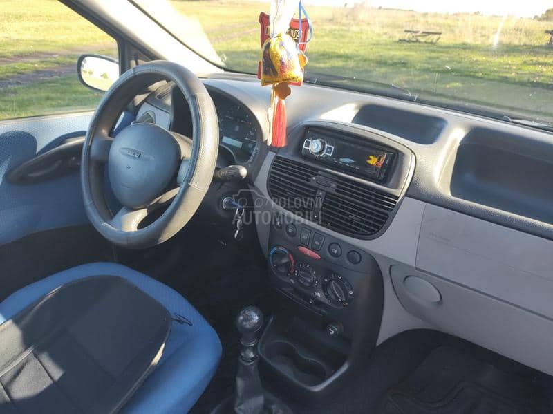 Fiat Punto 