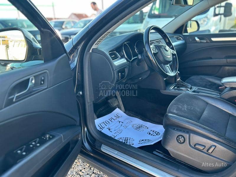 Škoda Superb SCOUT 2.0TDI DSG 4x4