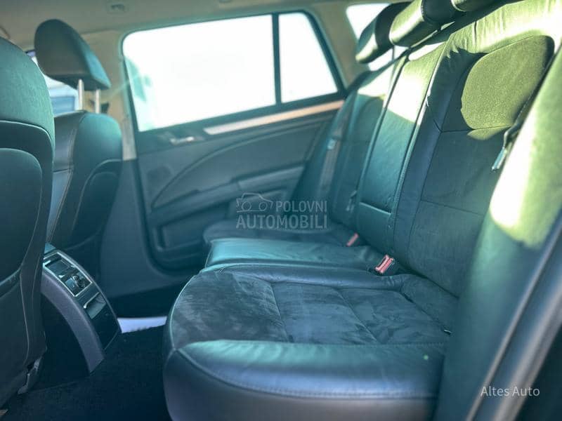 Škoda Superb SCOUT 2.0TDI DSG 4x4