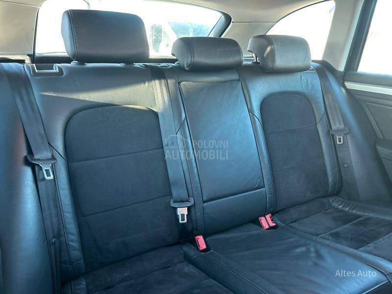 Škoda Superb SCOUT 2.0TDI DSG 4x4