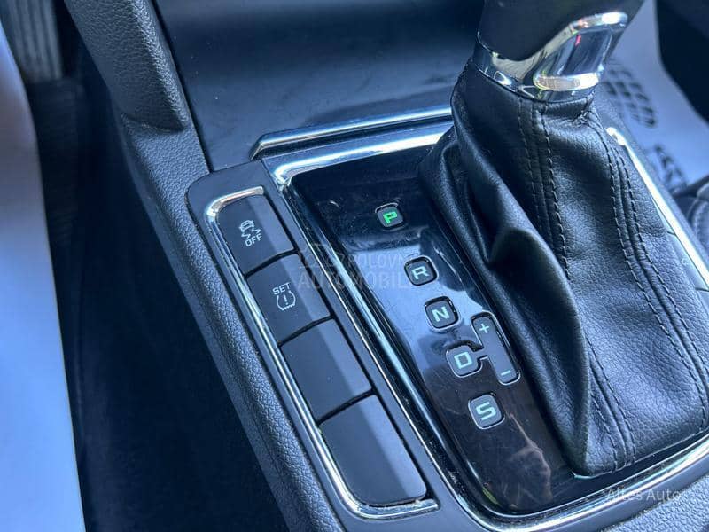 Škoda Superb SCOUT 2.0TDI DSG 4x4