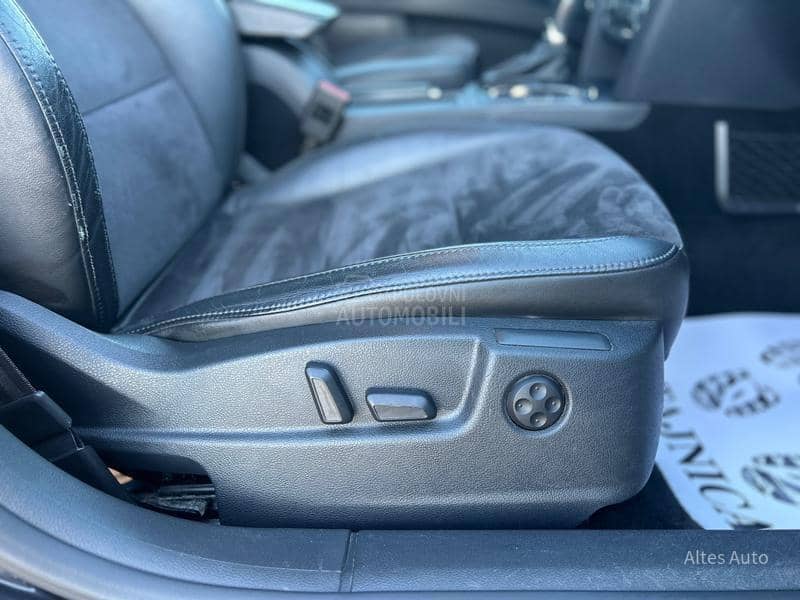 Škoda Superb SCOUT 2.0TDI DSG 4x4