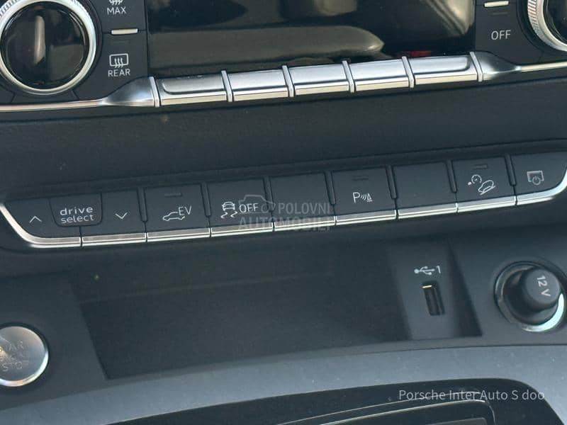 Audi Q5 e-tron 50 TFSI e