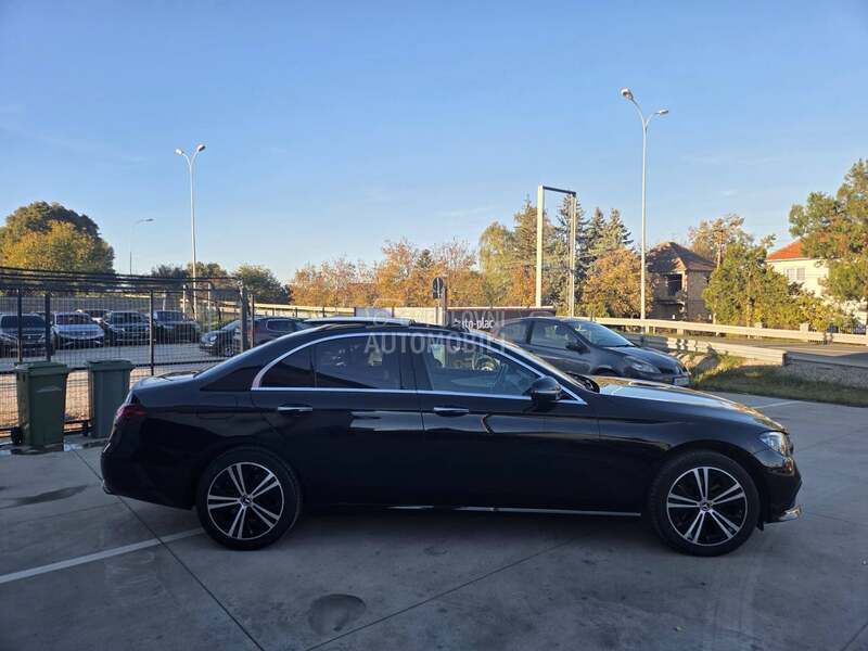 Mercedes Benz E 220 AIR/4M/BURM/PAN/360