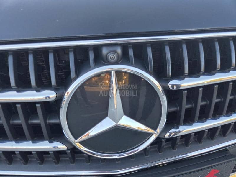 Mercedes Benz E 220 AIR/4M/BURM/PAN/360