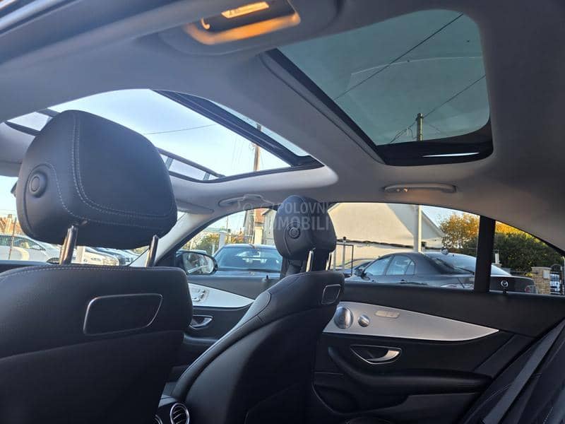Mercedes Benz E 220 AIR/4M/BURM/PAN/360