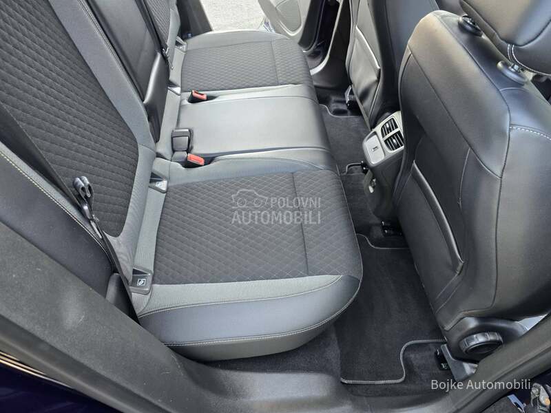 Opel Grandland X 1.6CDTI INNOVATION