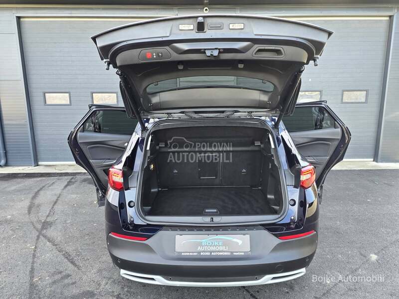 Opel Grandland X 1.6CDTI INNOVATION