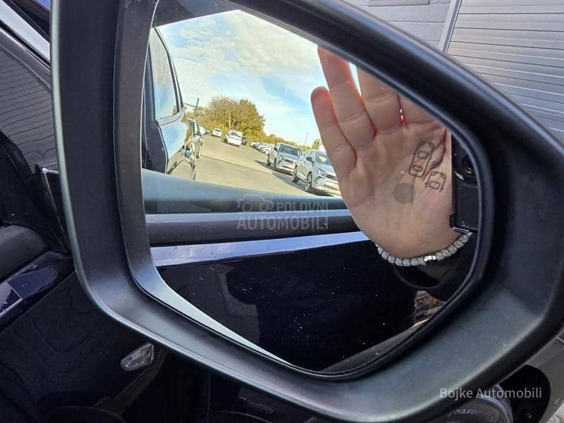 Opel Grandland X 1.6CDTI INNOVATION