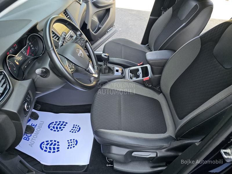 Opel Grandland X 1.6CDTI INNOVATION