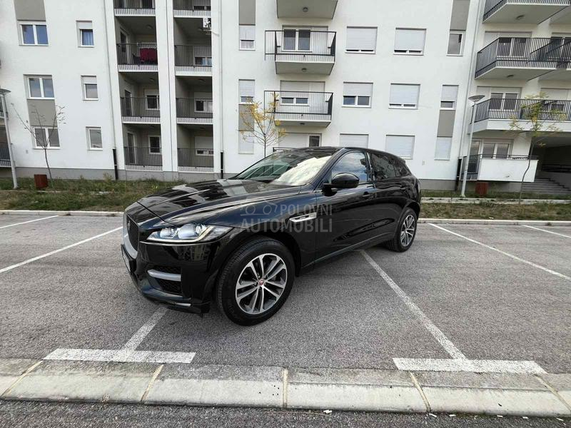 Jaguar F pace 