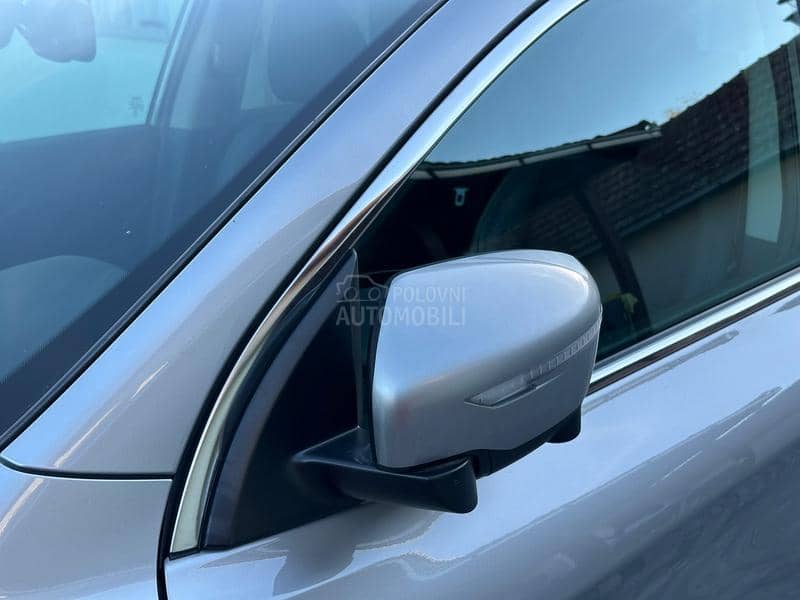 Nissan Qashqai TEKNA/4x4/PANO/360