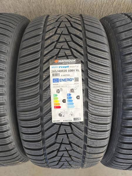 Hankook 285/40 R20 Zimska
